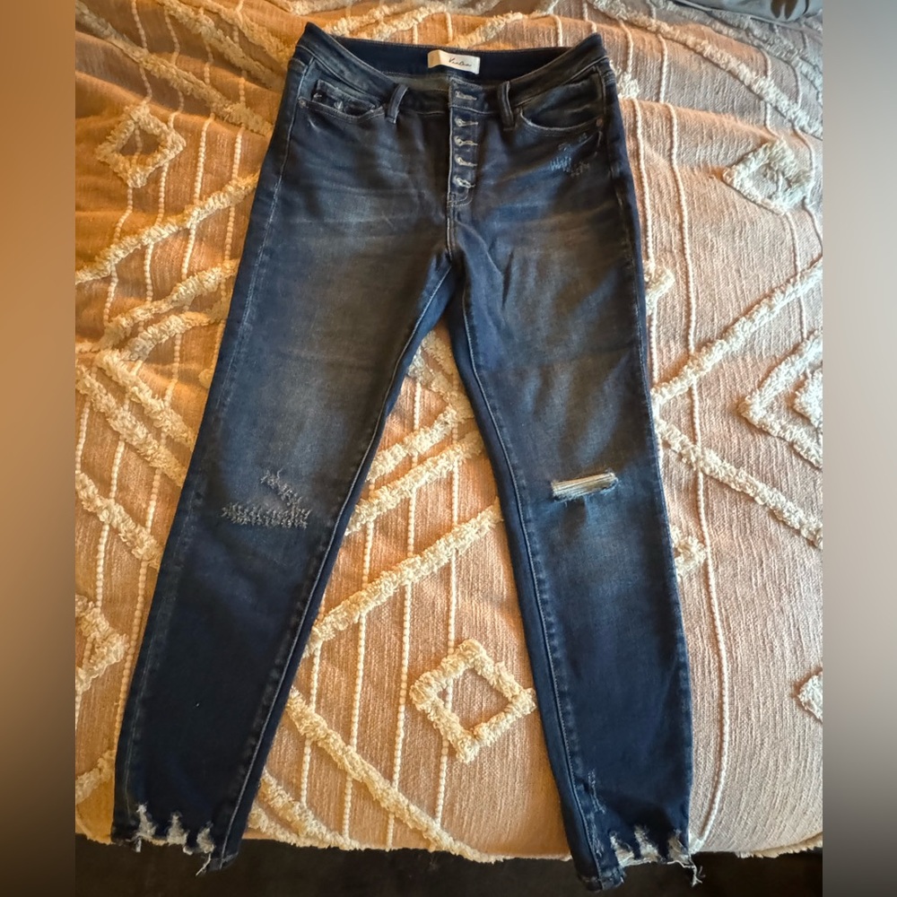 Button up stretchy cute jeans!